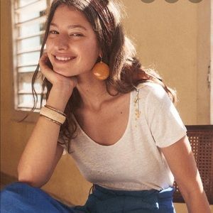 ✨Sezane Linen Tom Embroidered Tee